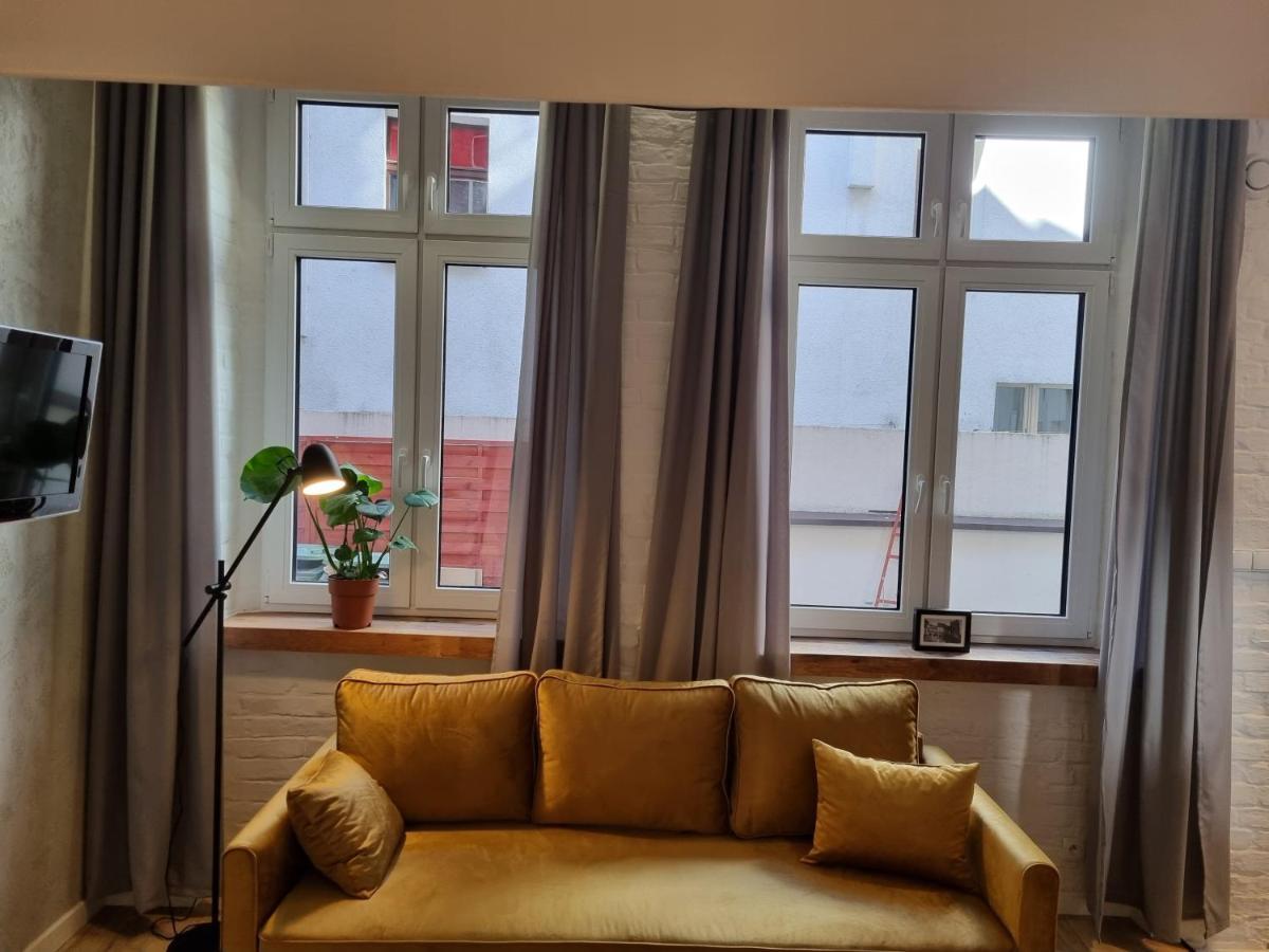 Honeymoon & Air-Conditioning! Torun Exterior photo